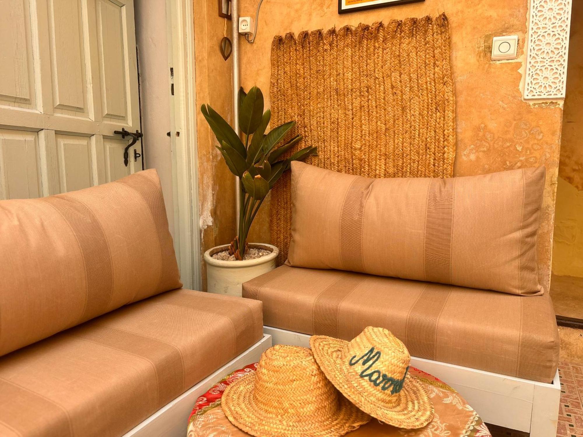 Riad Sanwa