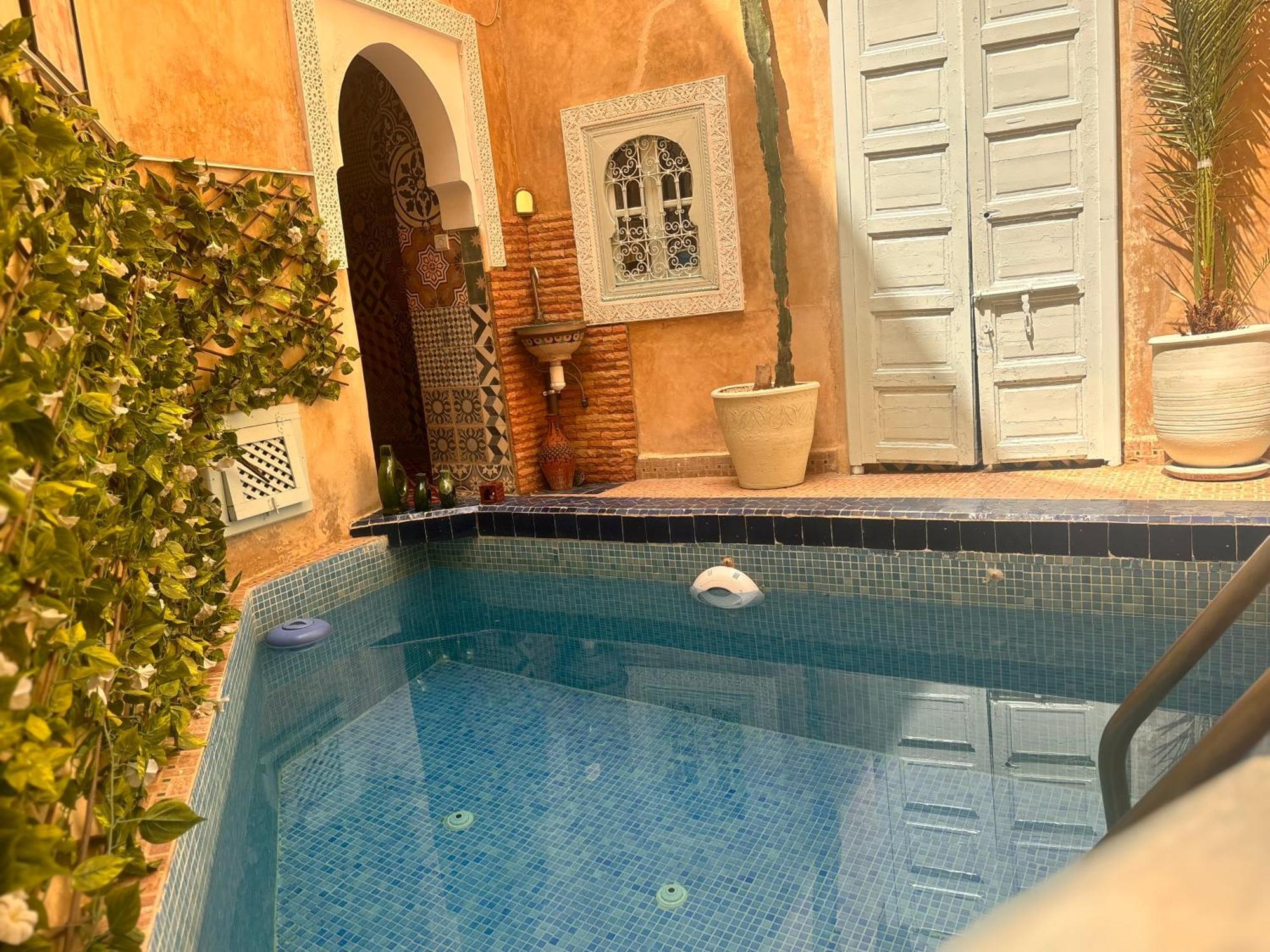 Sanwa Riad